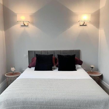 3 Sheets To The Wind, Boutique Holiday Apartment In Torquay Buitenkant foto