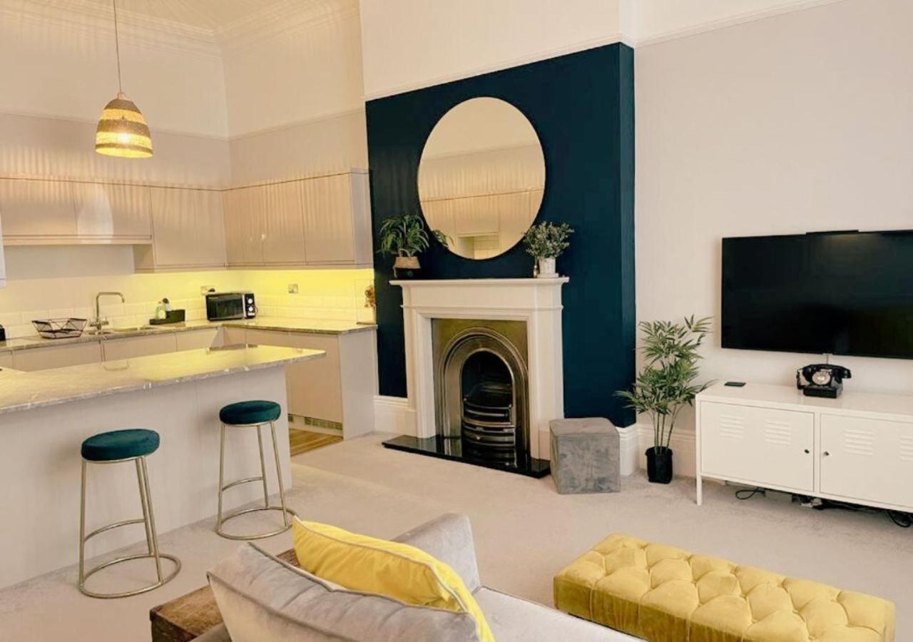 3 Sheets To The Wind, Boutique Holiday Apartment In Torquay Buitenkant foto
