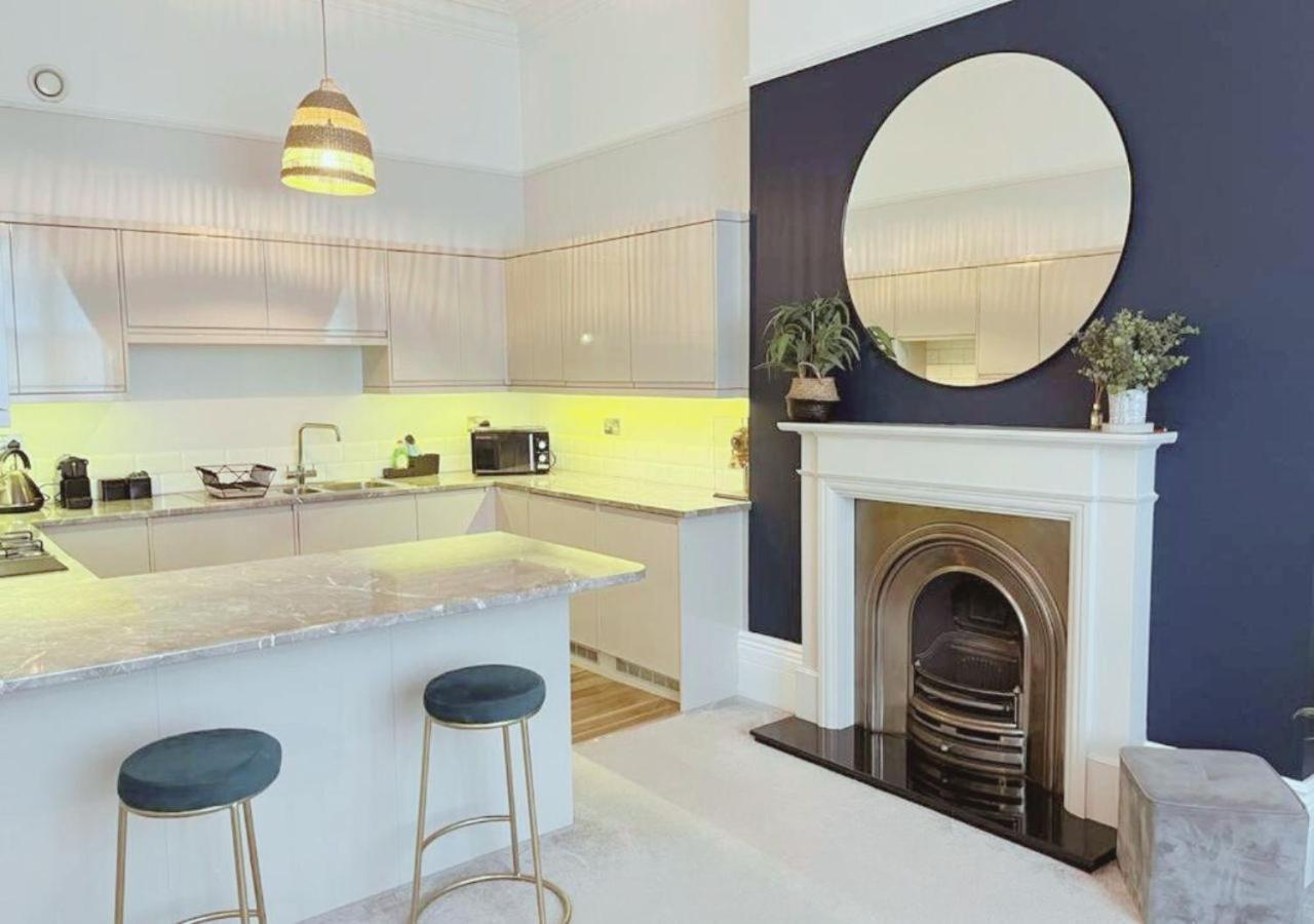 3 Sheets To The Wind, Boutique Holiday Apartment In Torquay Buitenkant foto
